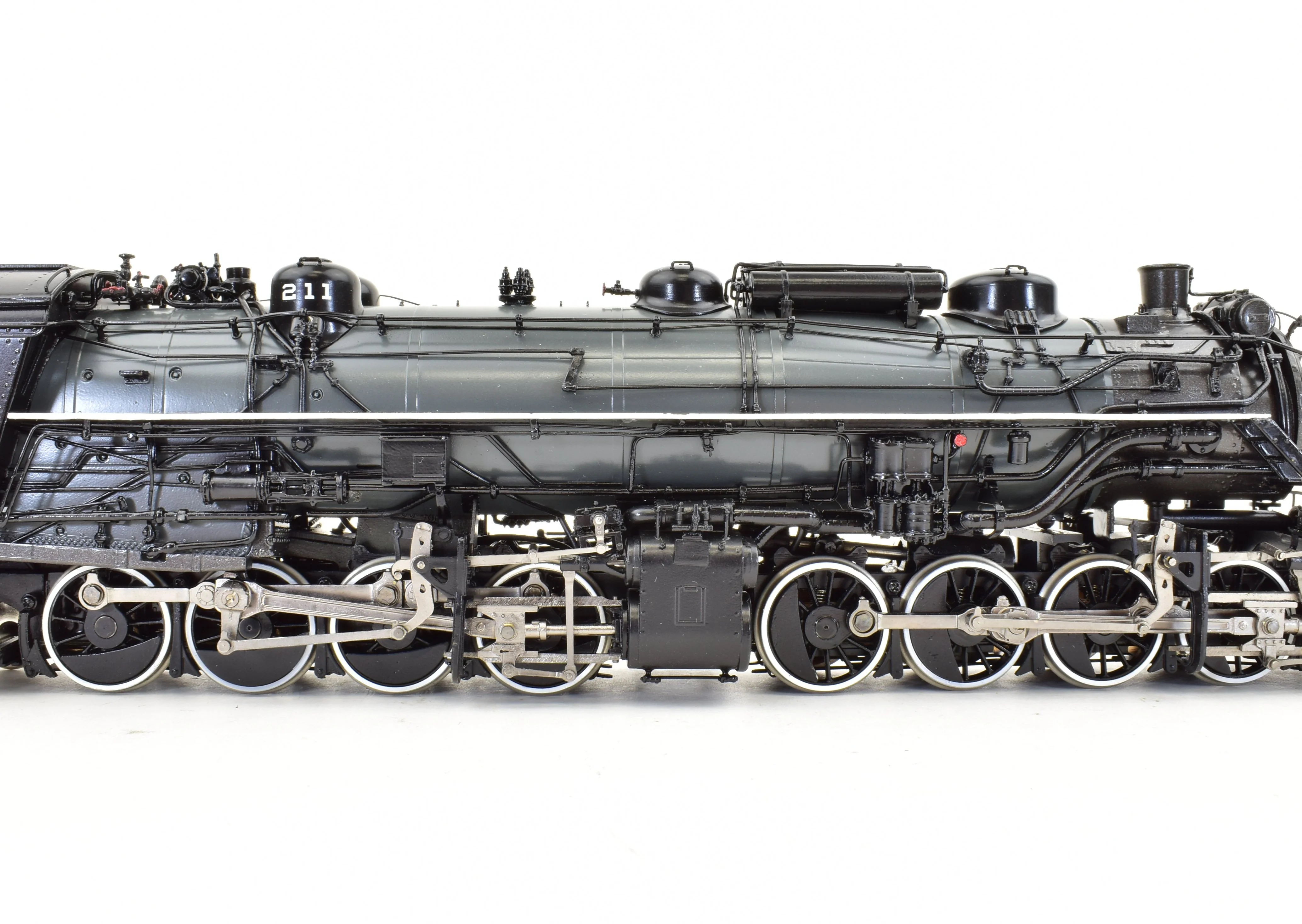 HO Brass CON DVP - Division Point DM&IR - Duluth Missabe & Iron Range Class M-2s 2-8-8-2 #211 Grey Boiler Scheme FP - Image 20
