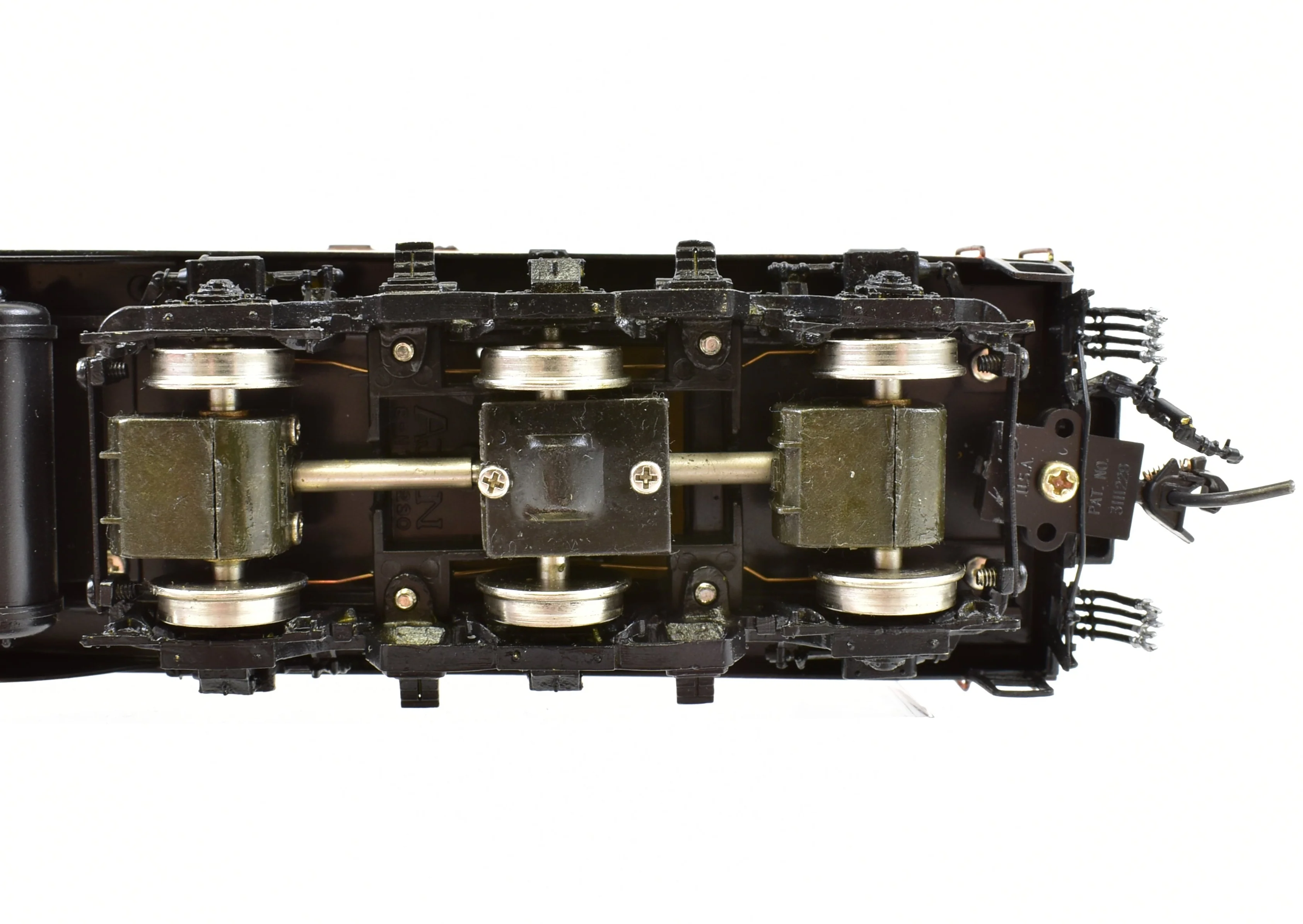 HO Brass CON OMI - Overland Models, Inc. IC - Illinois Central EMD E9-A and E8-B Set Pro Painted ReBoxx - Image 26