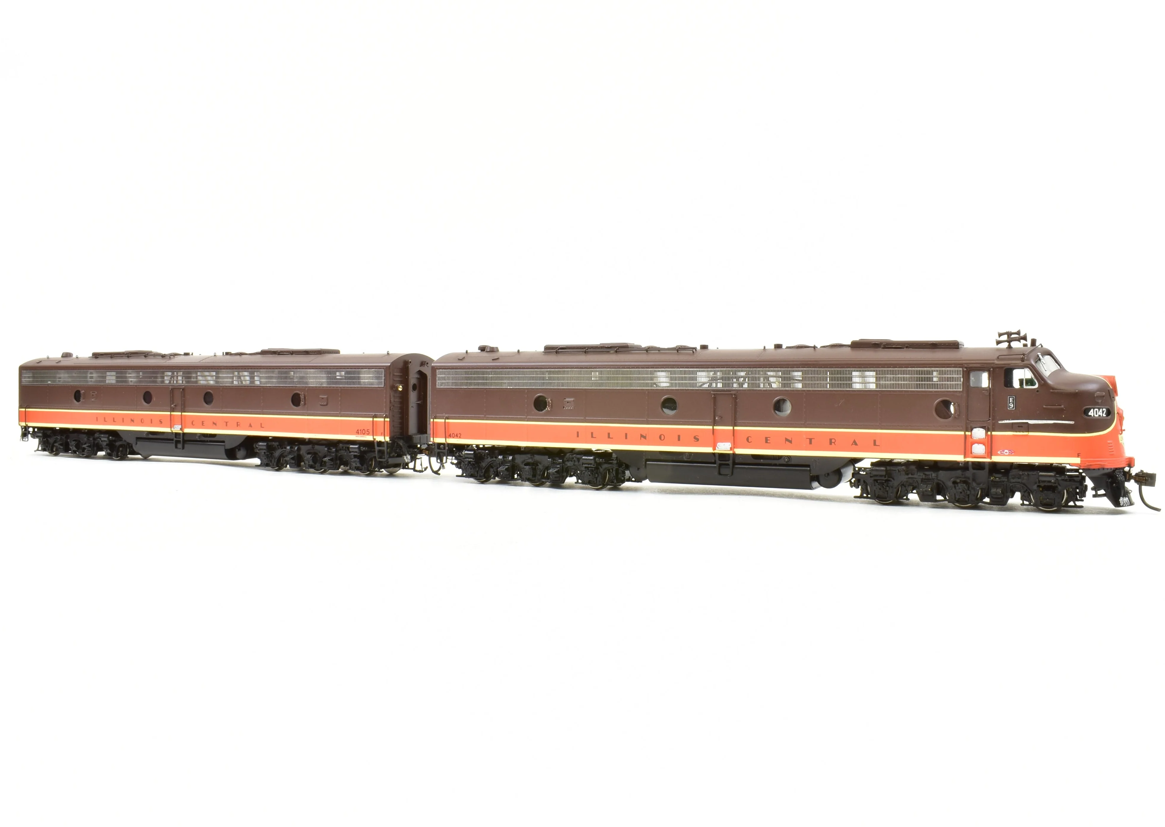HO Brass CON OMI - Overland Models, Inc. IC - Illinois Central EMD E9-A and E8-B Set Pro Painted ReBoxx - Image 4