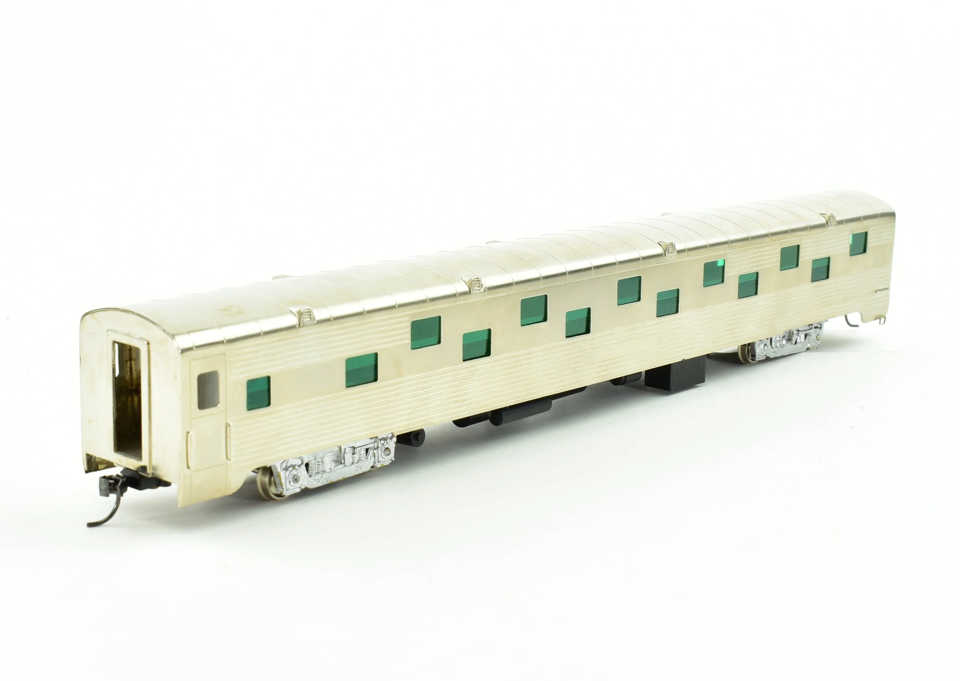 HO Brass Lambert ATSF - Santa Fe Pullman 24 Roomette Sleeper Plated with Trucks - Image 5