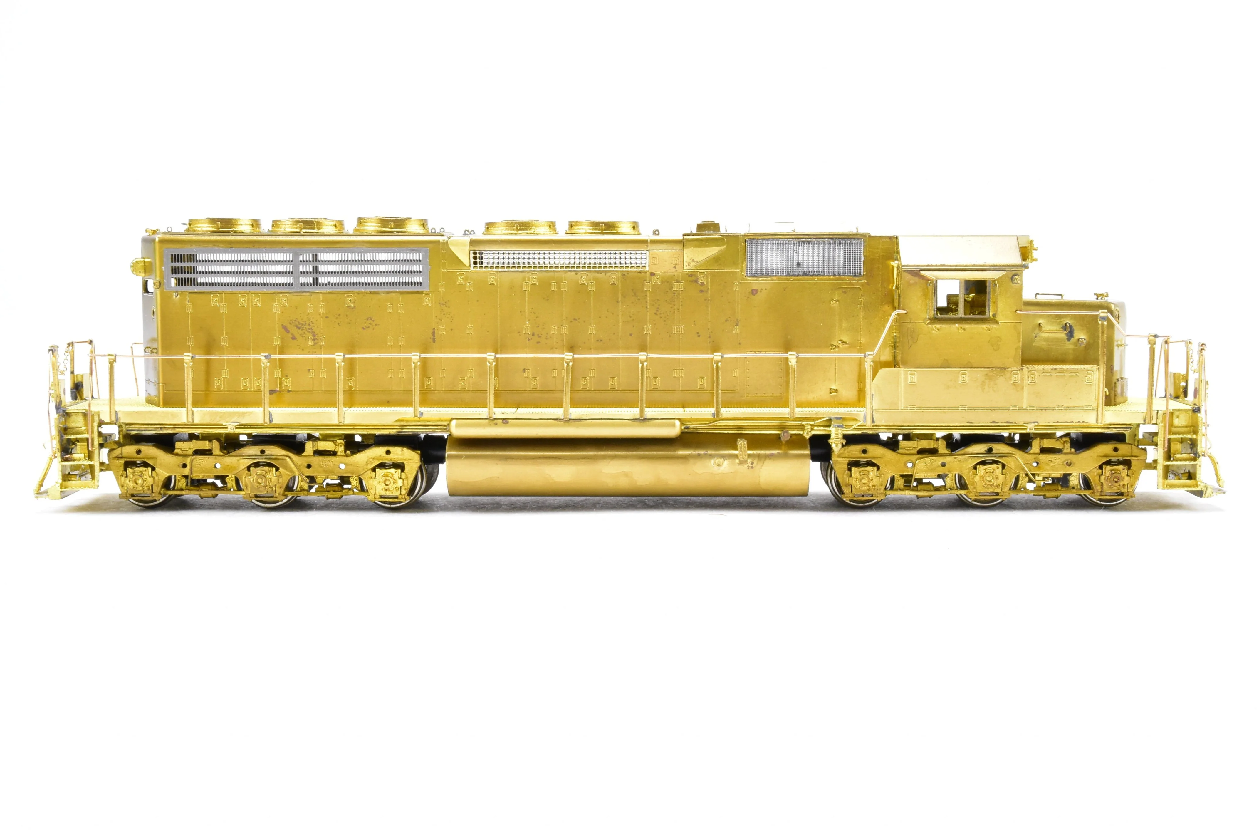 HO Brass OMI - Overland Models Inc. Various Roads EMD SD40 Low Hood, W/Dynamic Brakes, W/Low Mounted Brake Cylinders - Image 3