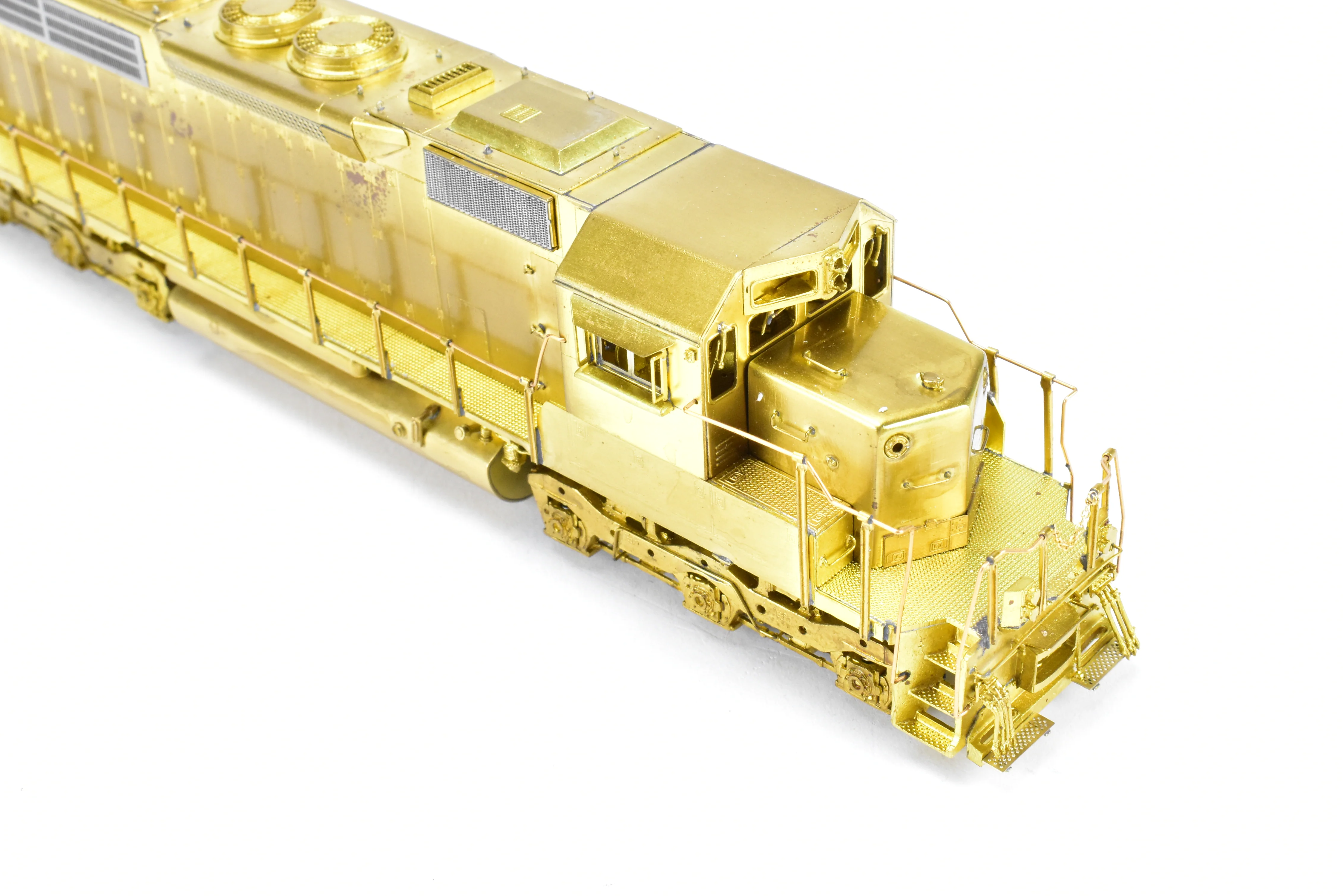 HO Brass OMI - Overland Models Inc. Various Roads EMD SD40 Low Hood, W/Dynamic Brakes, W/Low Mounted Brake Cylinders - Image 9