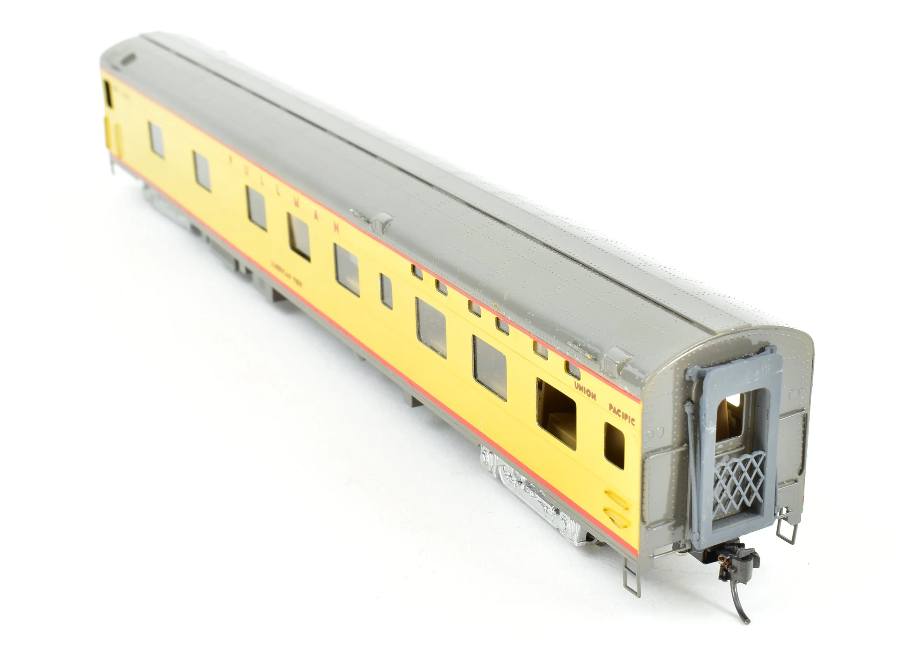 HO Brass S. Soho & Co. UP - Union Pacific "American View" 6-6-4 Sleeper CP with Added Interior Details - Image 7