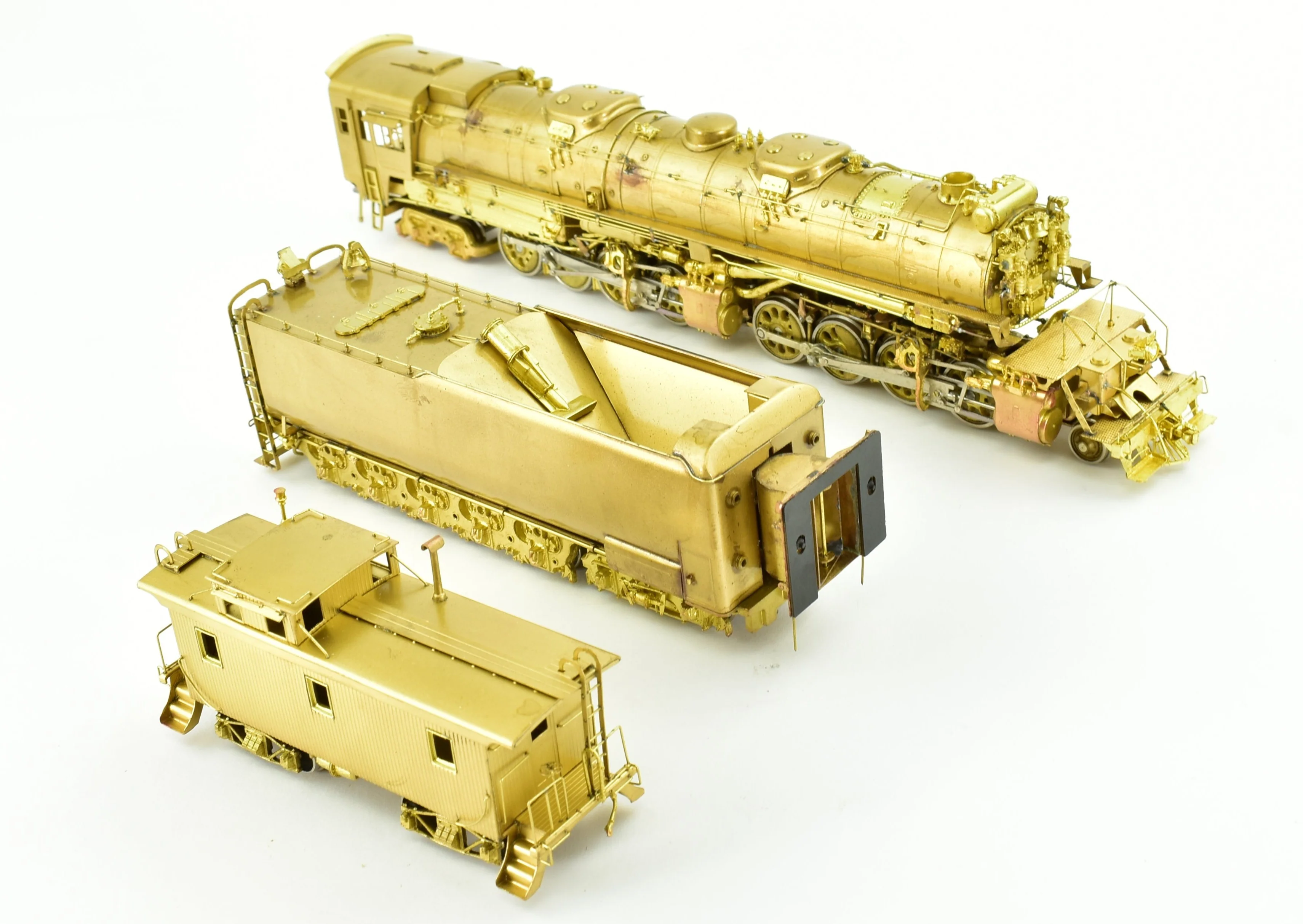 HO Brass Westside Model Co. DM&IR - Duluth, Missabe, & Iron Range 2-8-8-4 Yellowstone M-4 with Caboose - Image 7