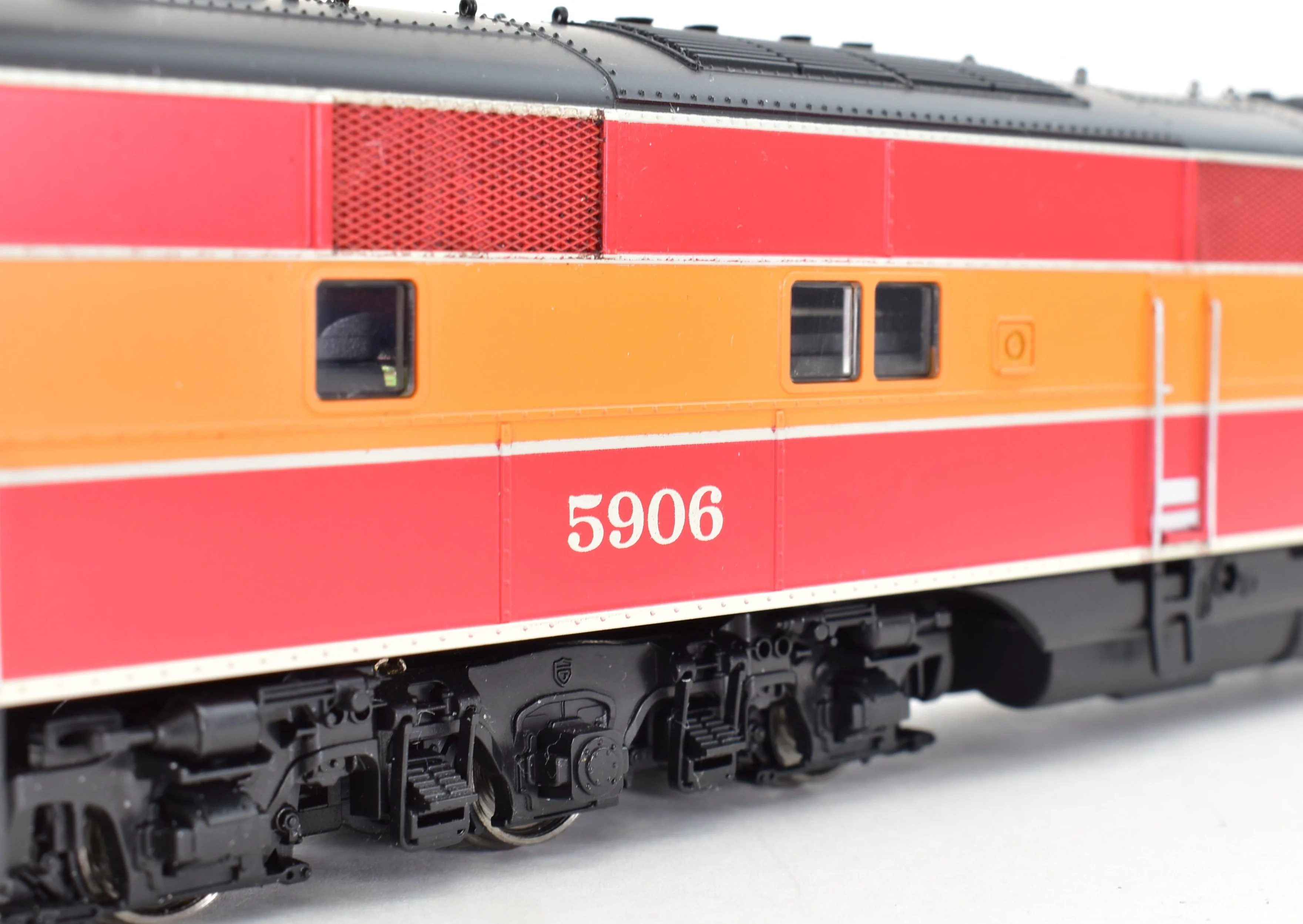 HO CON BLI - Broadway Limited Imports SP - Southern Pacific EMD E7A/B/B Set with QSI DCC and Sound - Image 15