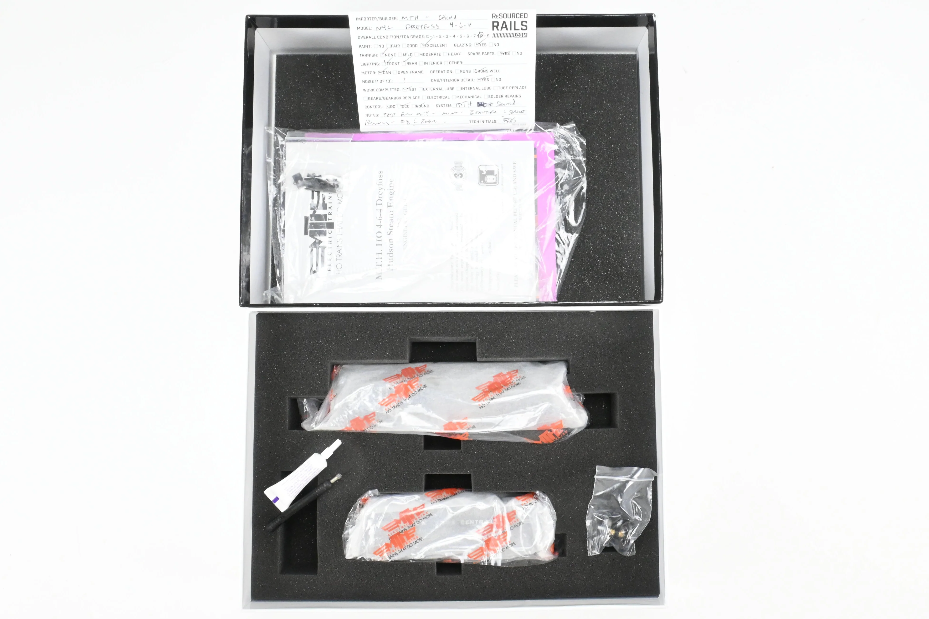 HO MTH - Mike's Train House NYC - New York Central 4-6-4 Streamlined Dreyfuss Hudson W/Sound Factory Painted No. 5449 - Image 22