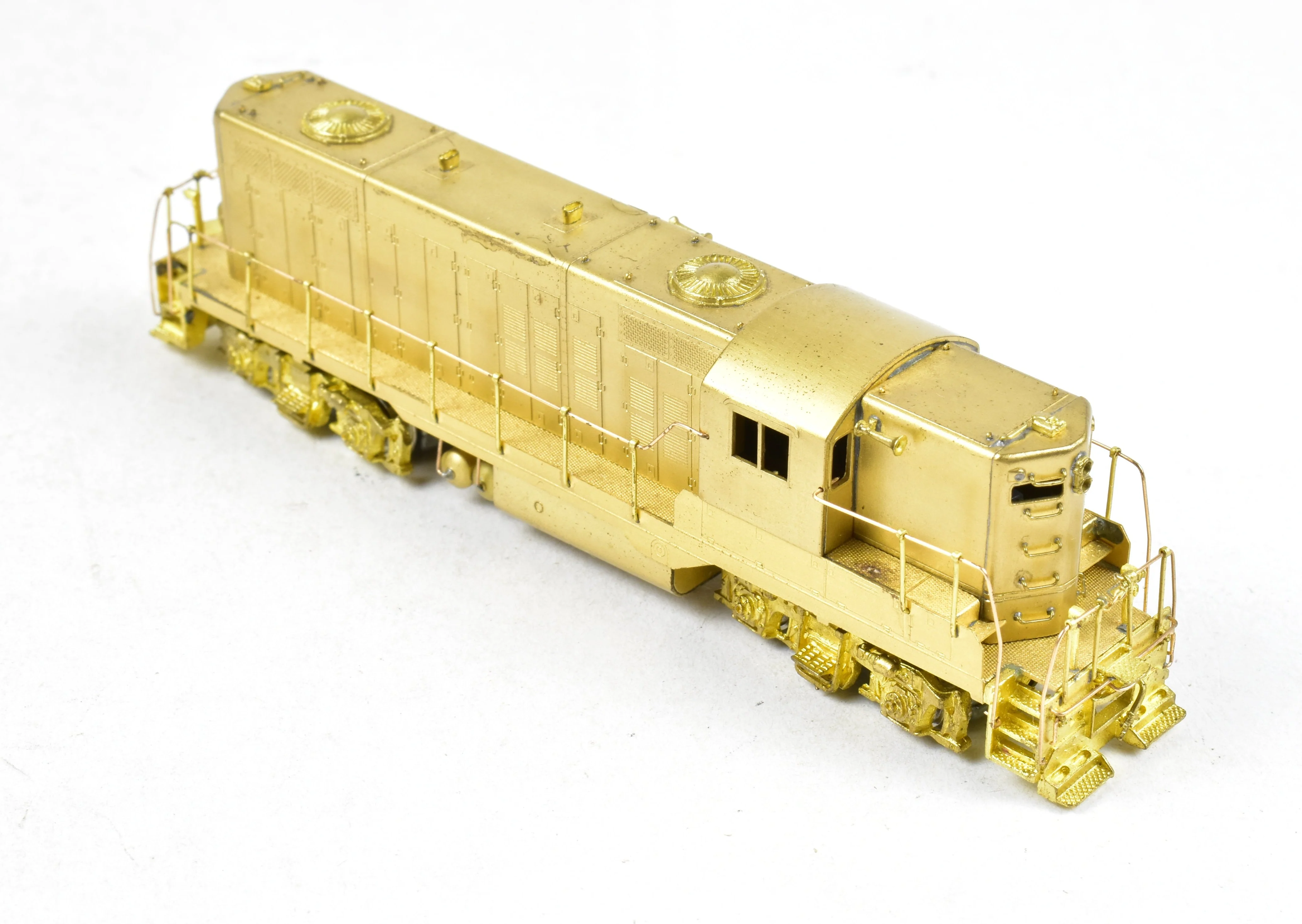 N Brass Hallmark Models Various Roads EMD GP-9 Standard Version with Removable Dynamic Brakes - Image 9